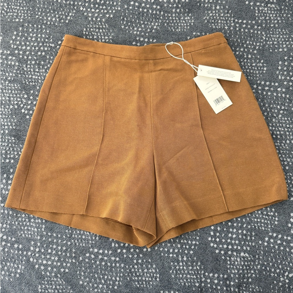 VINCE Women's Tan Shorts 🍂